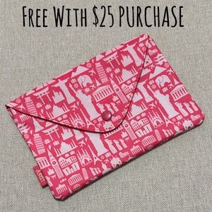 Free With $25 Purchase-Ipsy Makeup Bag-EUC